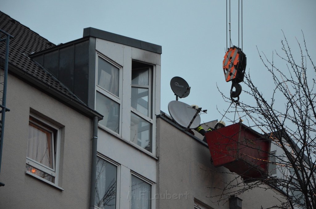 Feuer 2 Dachwohnung Koeln Severinswall Bayenstr P150.JPG